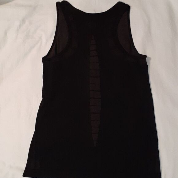 Belowzero Switzerland Thin Thermal Layering Tank - Picture 7 of 8